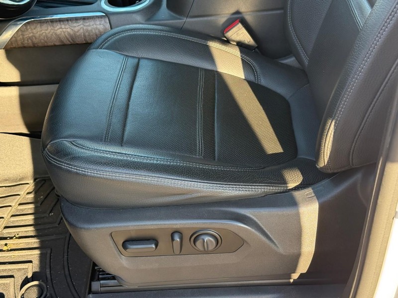 GMC Sierra 1500 Vehicle Image 19