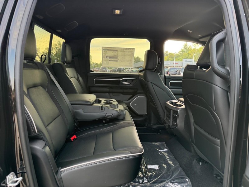 Ram 1500 Vehicle Image 08