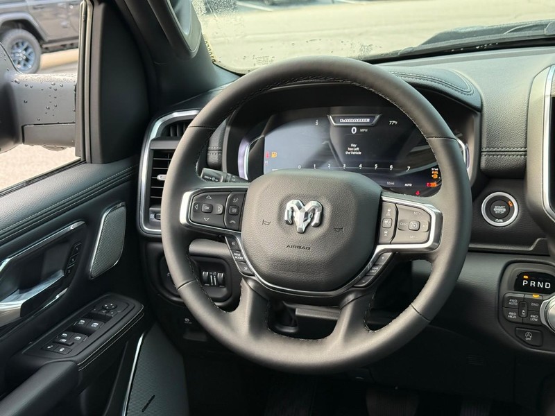 Ram 1500 Vehicle Image 11
