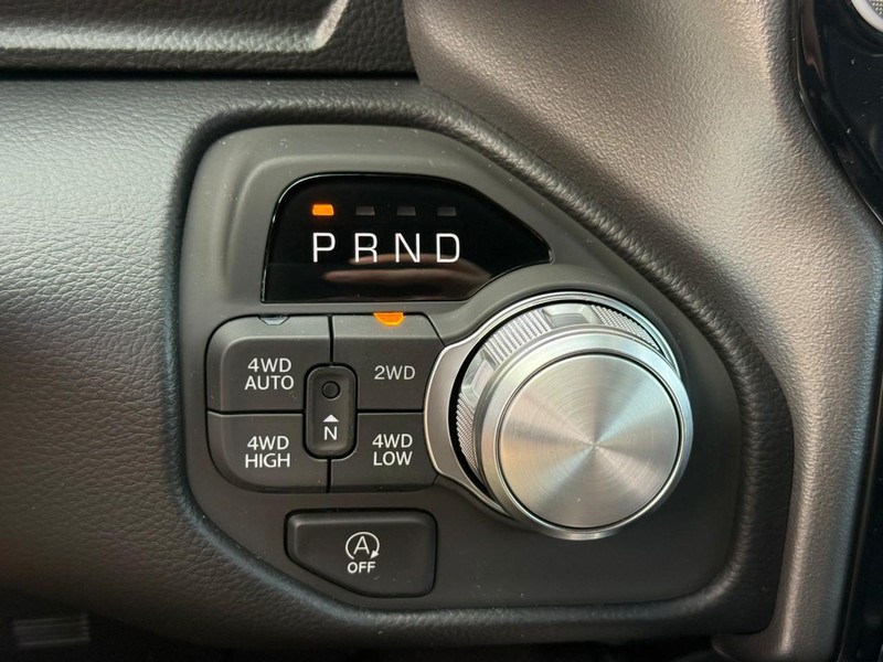 Ram 1500 Vehicle Image 20
