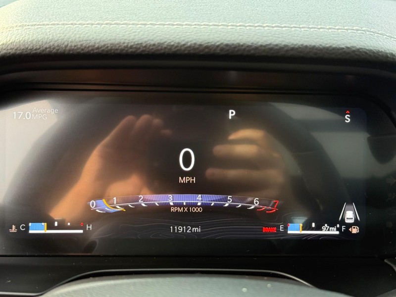 Jeep Grand Cherokee L Vehicle Image 27