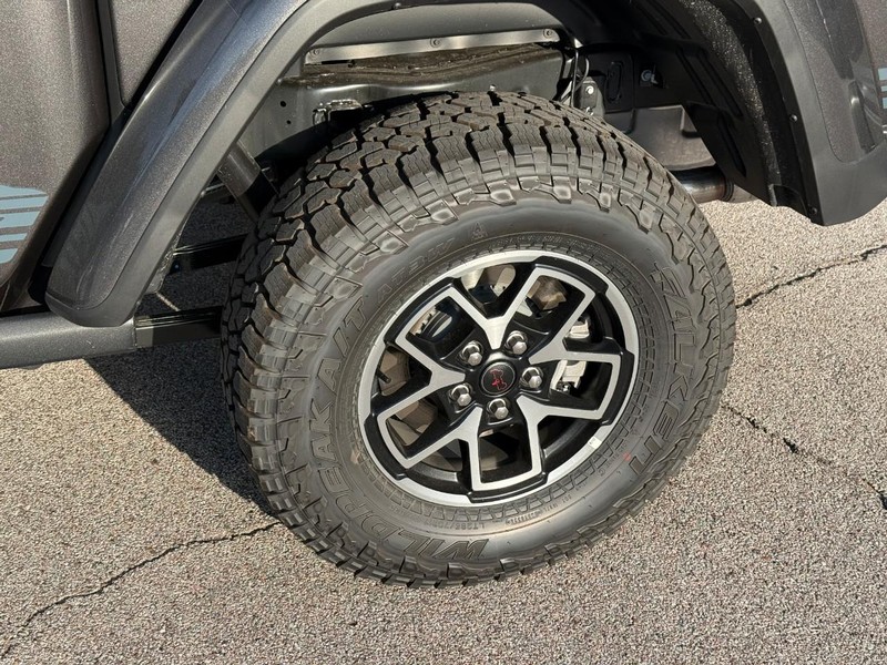 Jeep Gladiator Vehicle Image 05