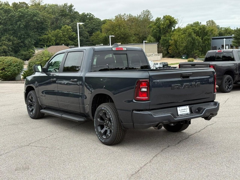 Ram 1500 Vehicle Image 04