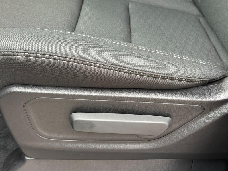 Ram 1500 Vehicle Image 15