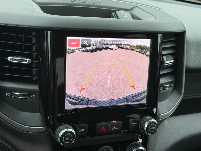 Ram 1500 Vehicle Image 19