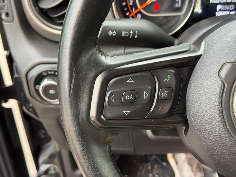 Jeep Wrangler Unlimited Vehicle Image 21