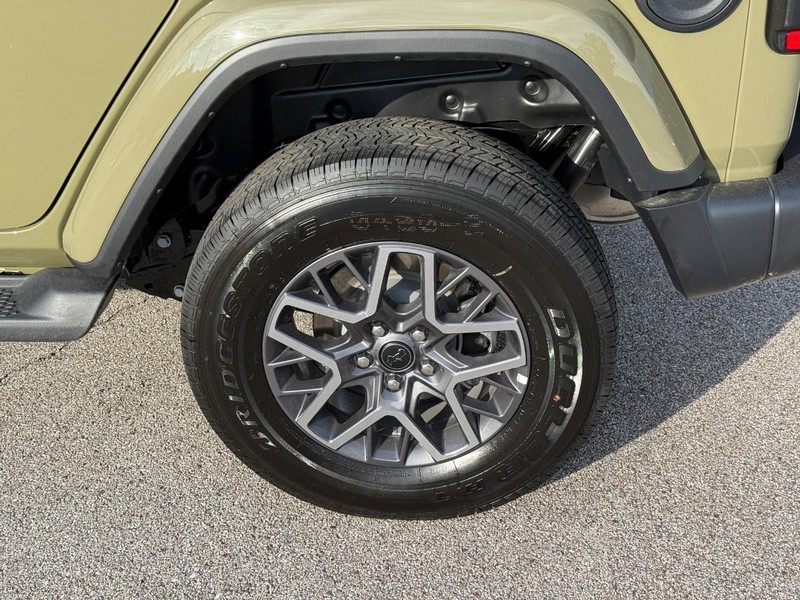 Jeep Wrangler Vehicle Image 05