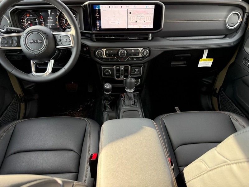 Jeep Wrangler Vehicle Image 08