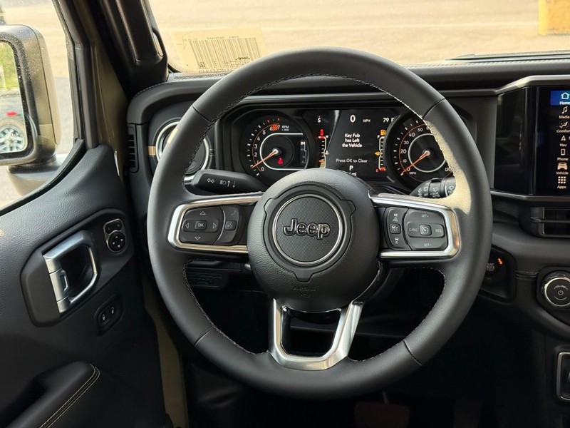 Jeep Wrangler Vehicle Image 09