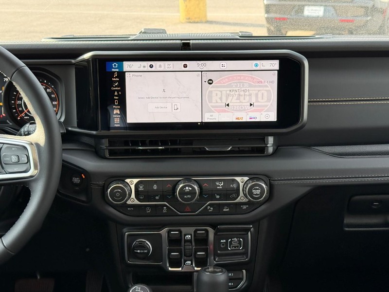 Jeep Wrangler Vehicle Image 11