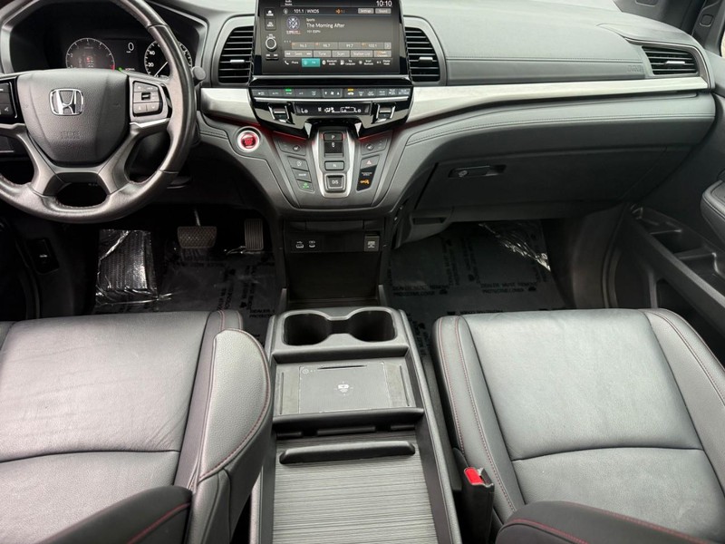 Honda Odyssey Vehicle Image 16