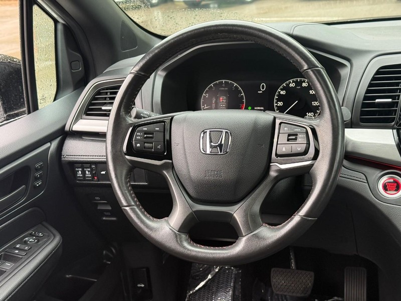Honda Odyssey Vehicle Image 17