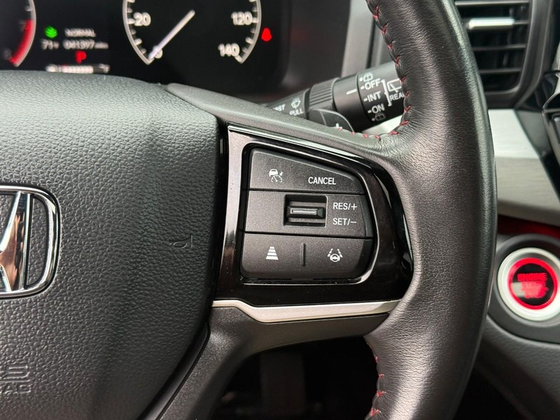 Honda Odyssey Vehicle Image 25