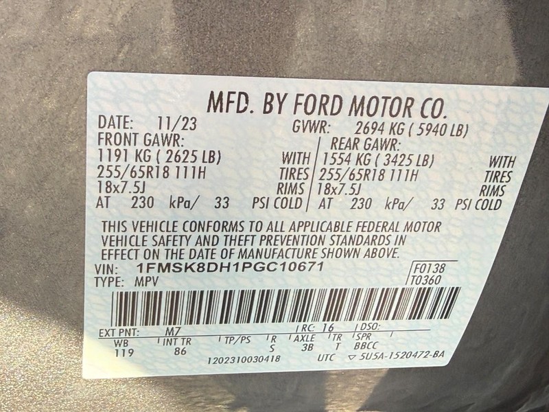 Ford Explorer Vehicle Image 30