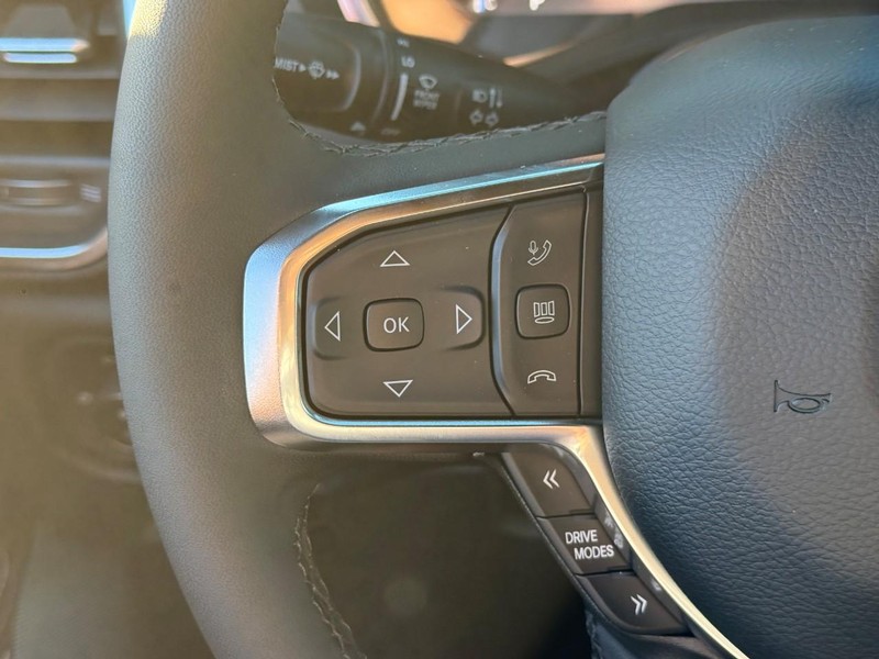 Ram 1500 Vehicle Image 18