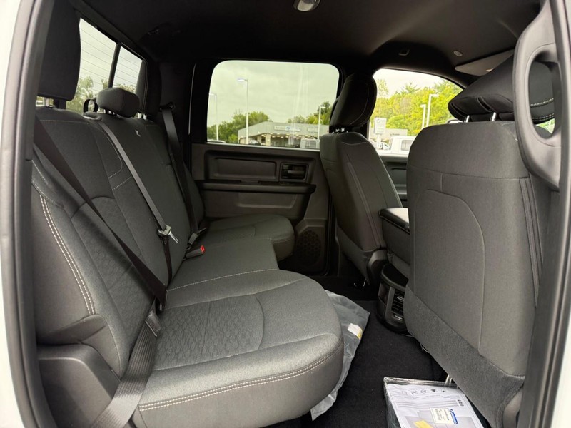 Ram 3500 Vehicle Image 07