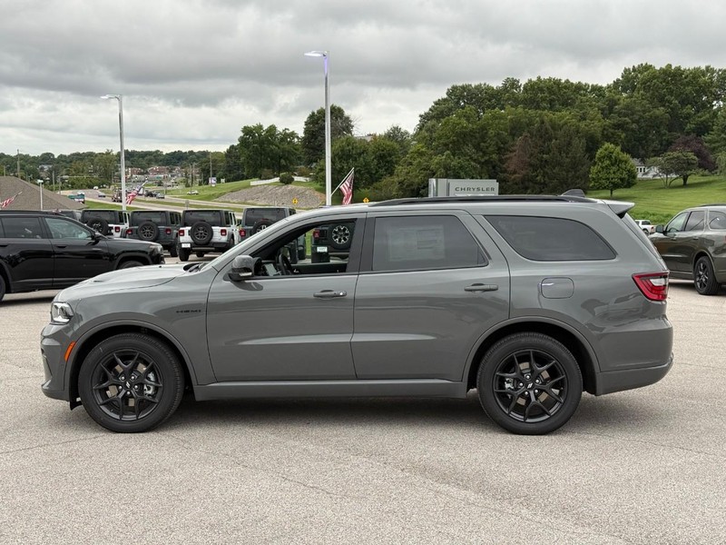 Dodge Durango Vehicle Full-screen Gallery Image 2