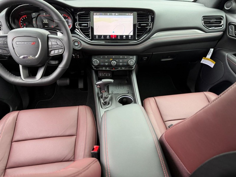 Dodge Durango Vehicle Full-screen Gallery Image 7