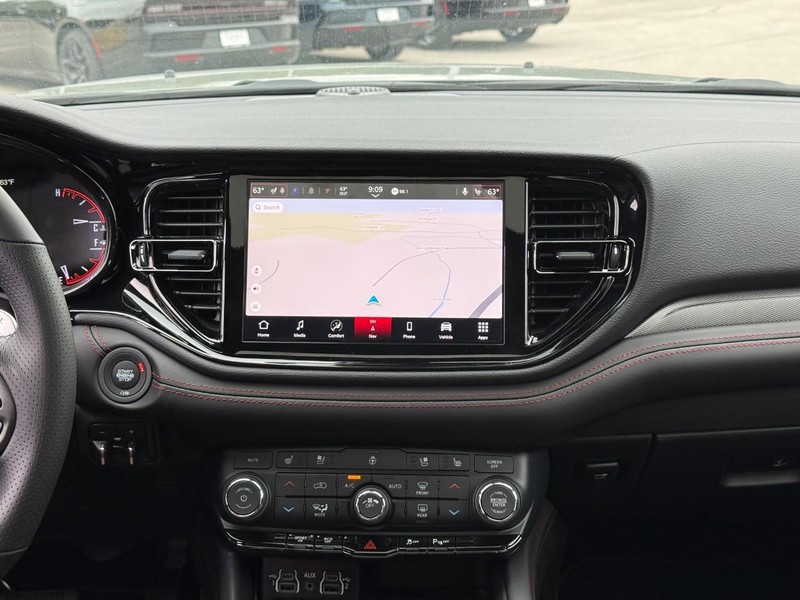 Dodge Durango Vehicle Full-screen Gallery Image 9