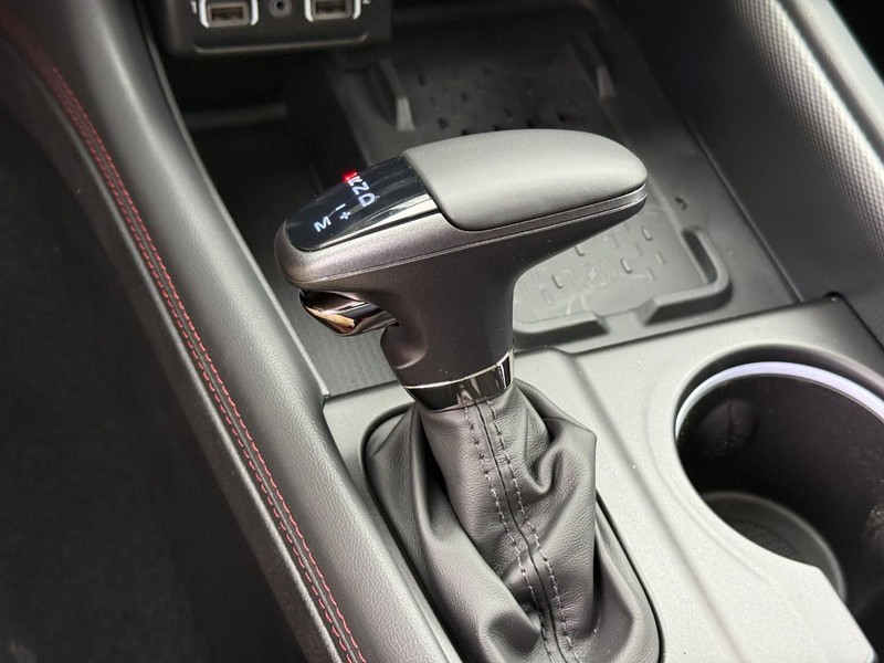 Dodge Durango Vehicle Full-screen Gallery Image 17