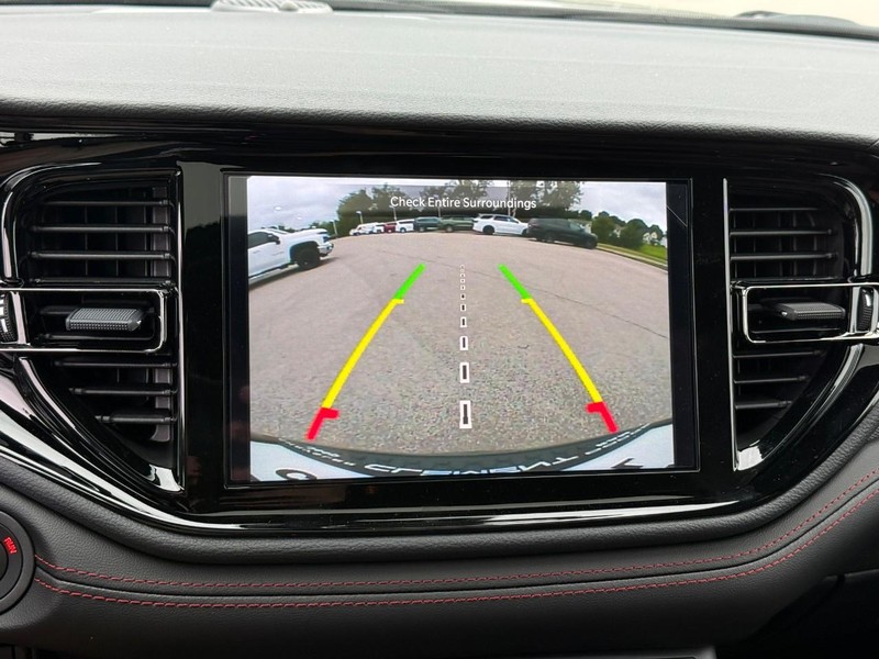 Dodge Durango Vehicle Full-screen Gallery Image 19
