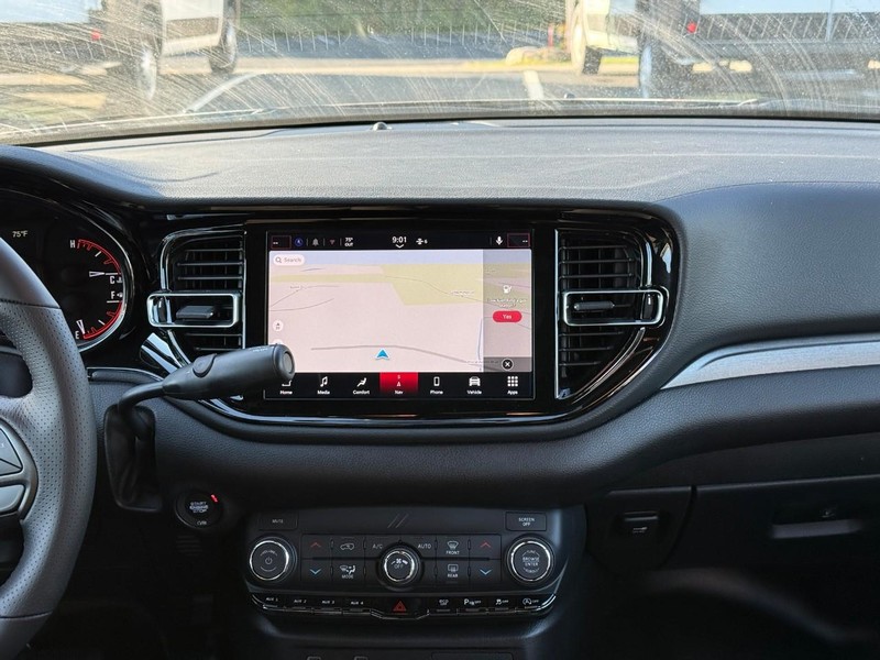 Dodge Durango Vehicle Image 11