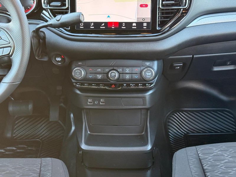 Dodge Durango Vehicle Image 12