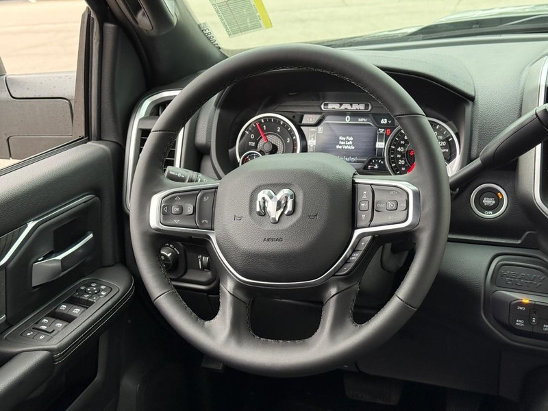 Ram 3500 Vehicle Image 09