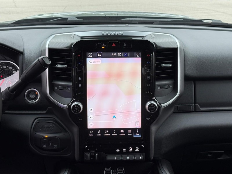 Ram 3500 Vehicle Image 11