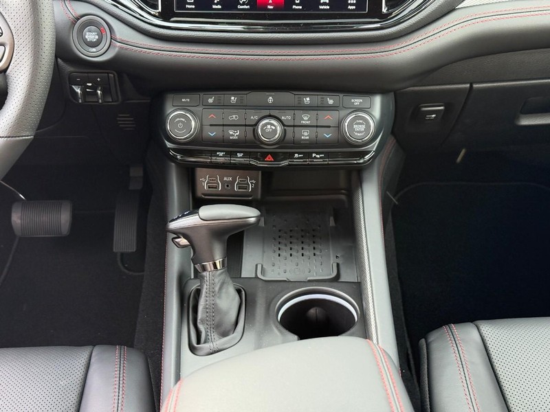 Dodge Durango Vehicle Image 13