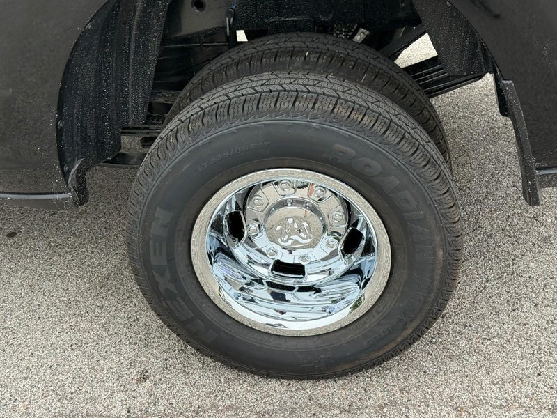 Ram 3500 Vehicle Image 05