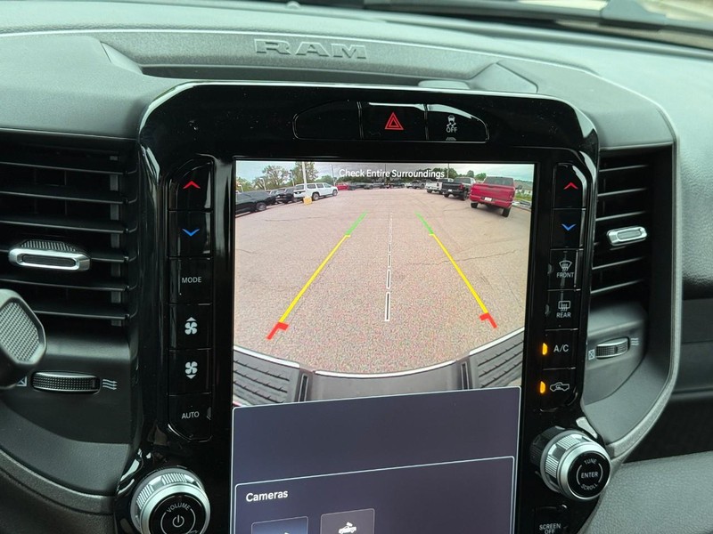 Ram 3500 Vehicle Image 17