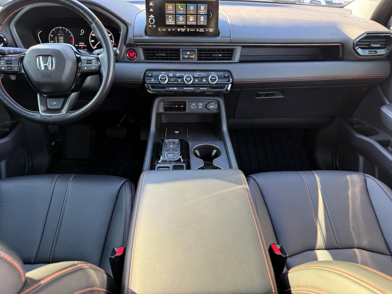 Honda Pilot Vehicle Image 14