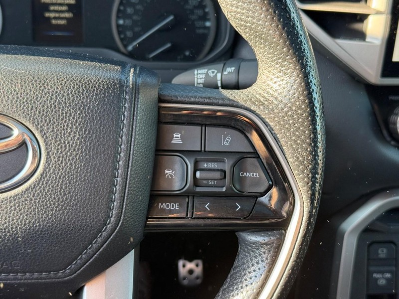 Toyota Tundra 4WD Vehicle Image 23