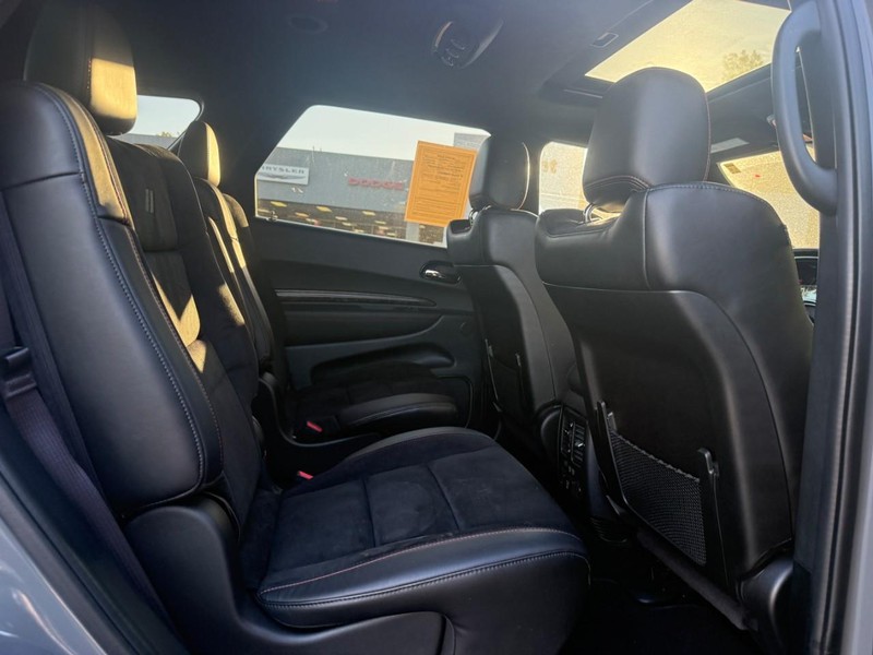 Dodge Durango Vehicle Image 14