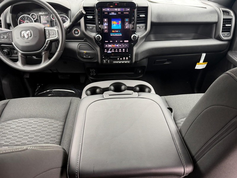 Ram 2500 Vehicle Image 08
