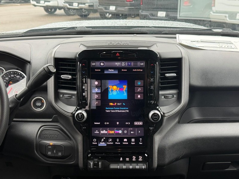 Ram 2500 Vehicle Image 11
