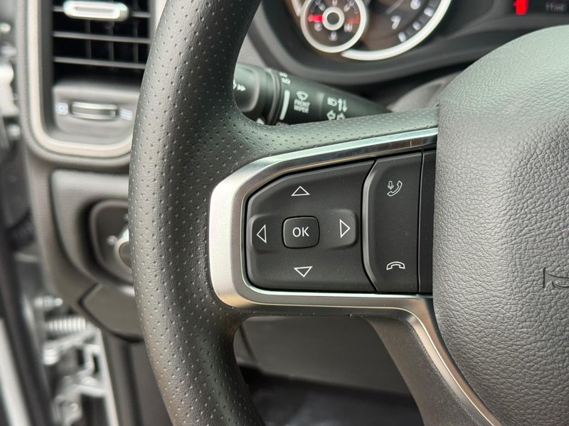 Ram 2500 Vehicle Image 16