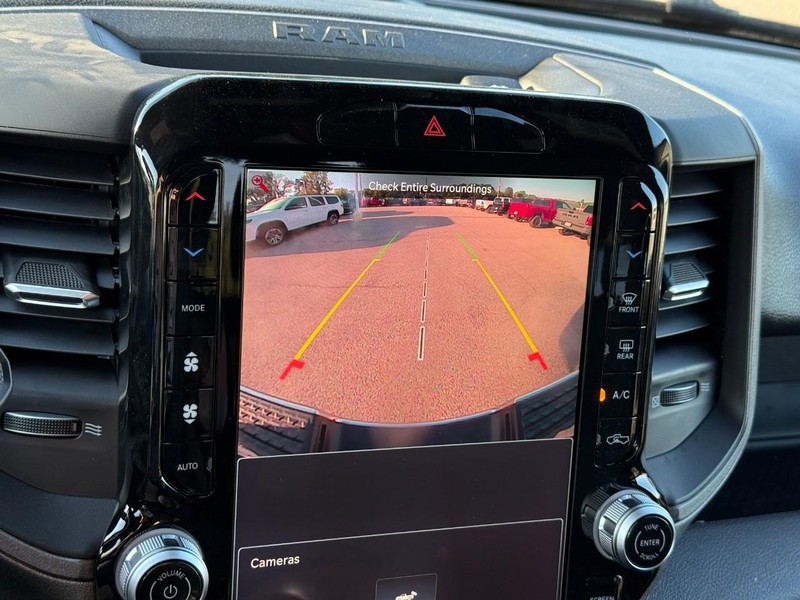 Ram 2500 Vehicle Image 17