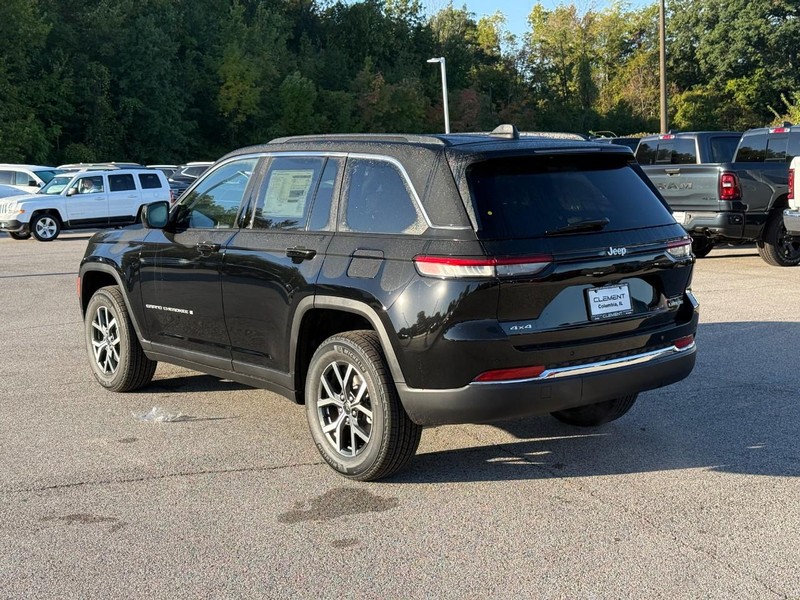 Jeep Grand Cherokee Vehicle Image 04