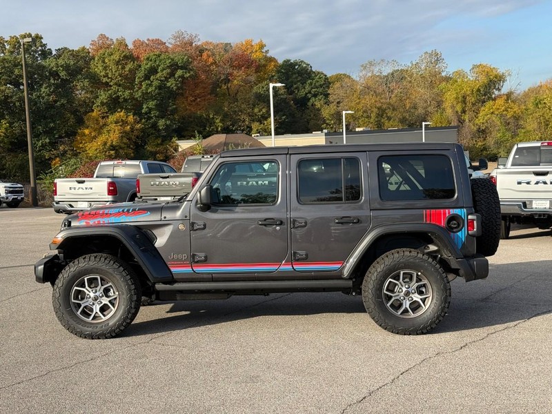 Jeep Wrangler Vehicle Image 03