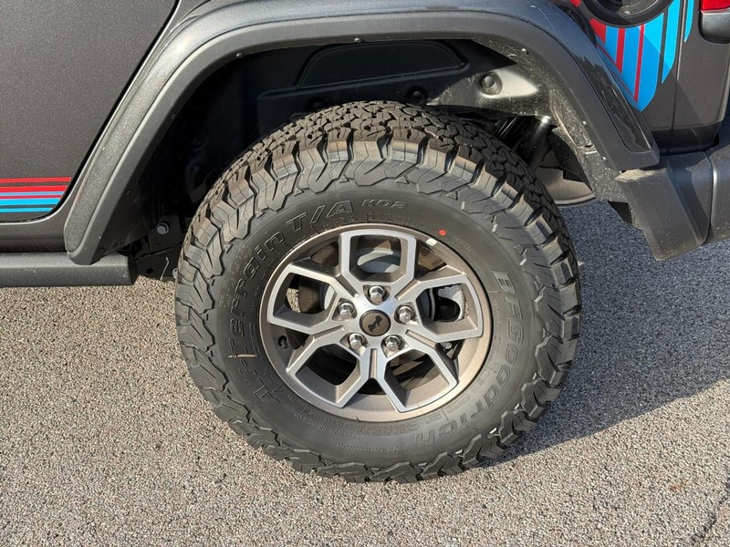 Jeep Wrangler Vehicle Image 05