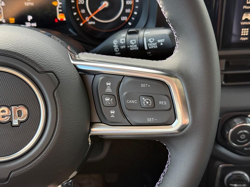 Jeep Wrangler Vehicle Image 17