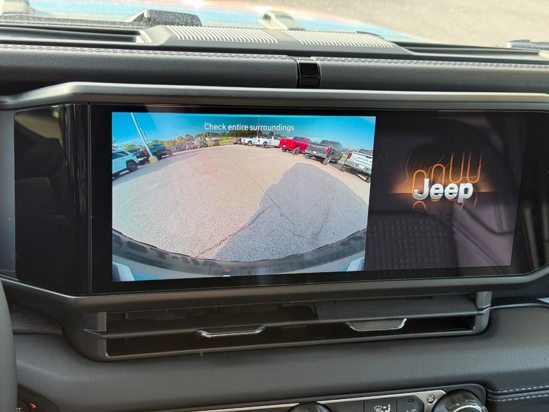 Jeep Wrangler Vehicle Image 20