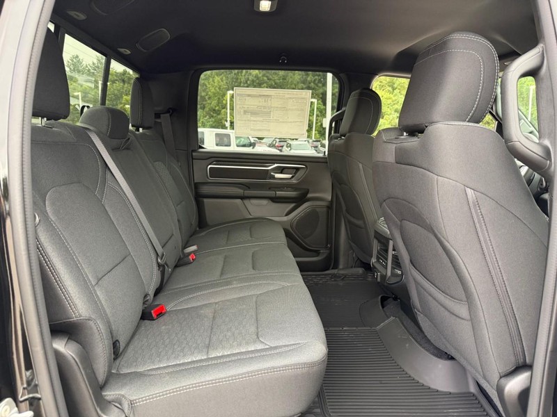 Ram 1500 Vehicle Image 08
