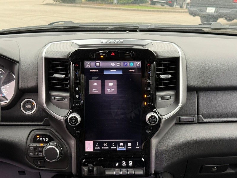 Ram 1500 Vehicle Image 12