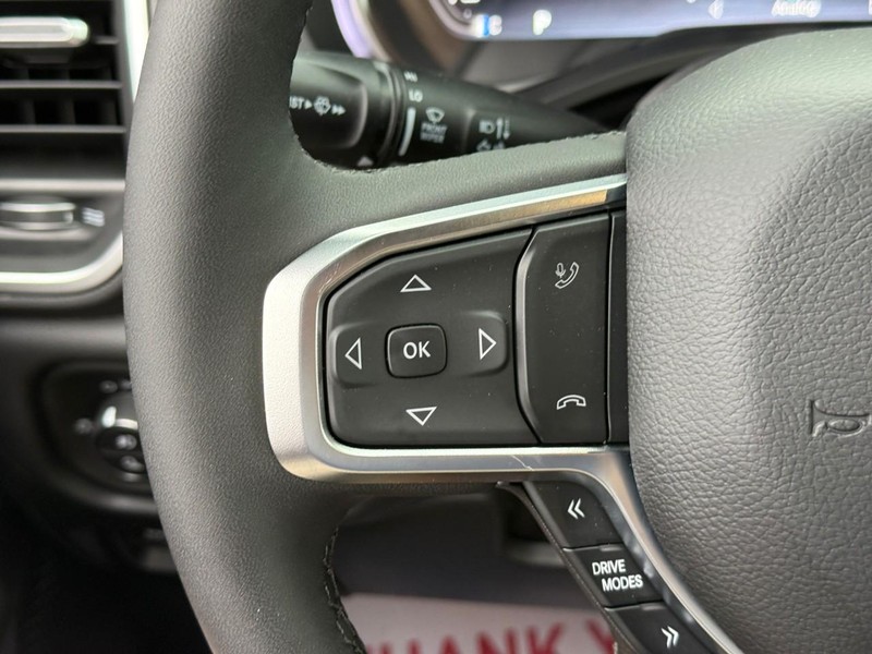 Ram 1500 Vehicle Image 17