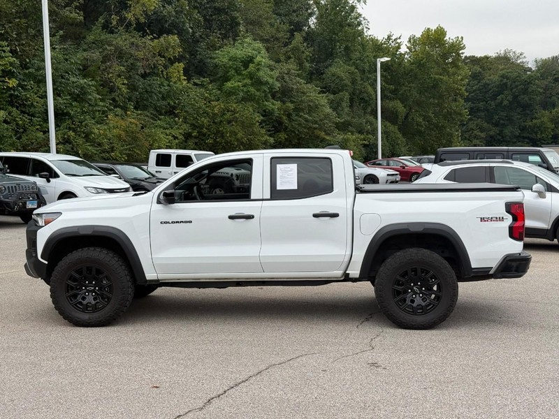 Chevrolet Colorado Vehicle Image 03
