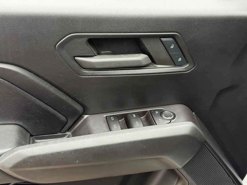 Chevrolet Colorado Vehicle Image 19
