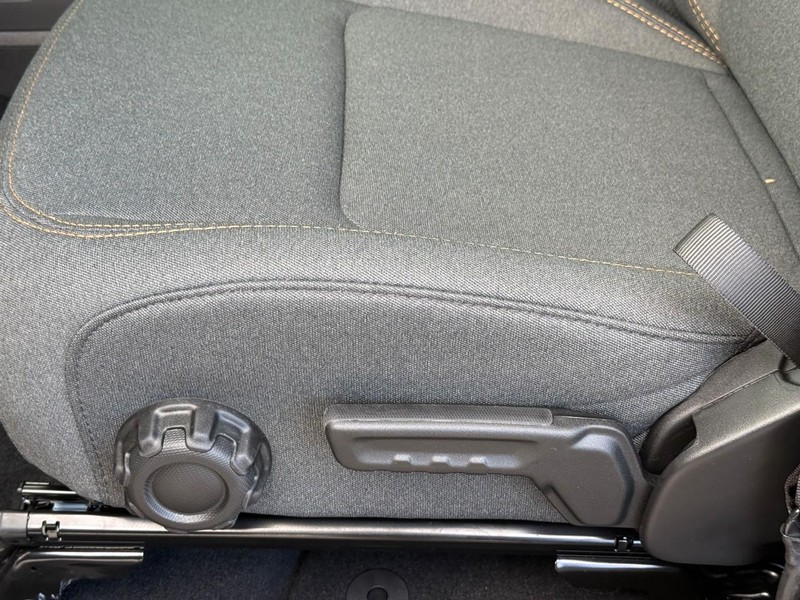 Jeep Wrangler Vehicle Image 15